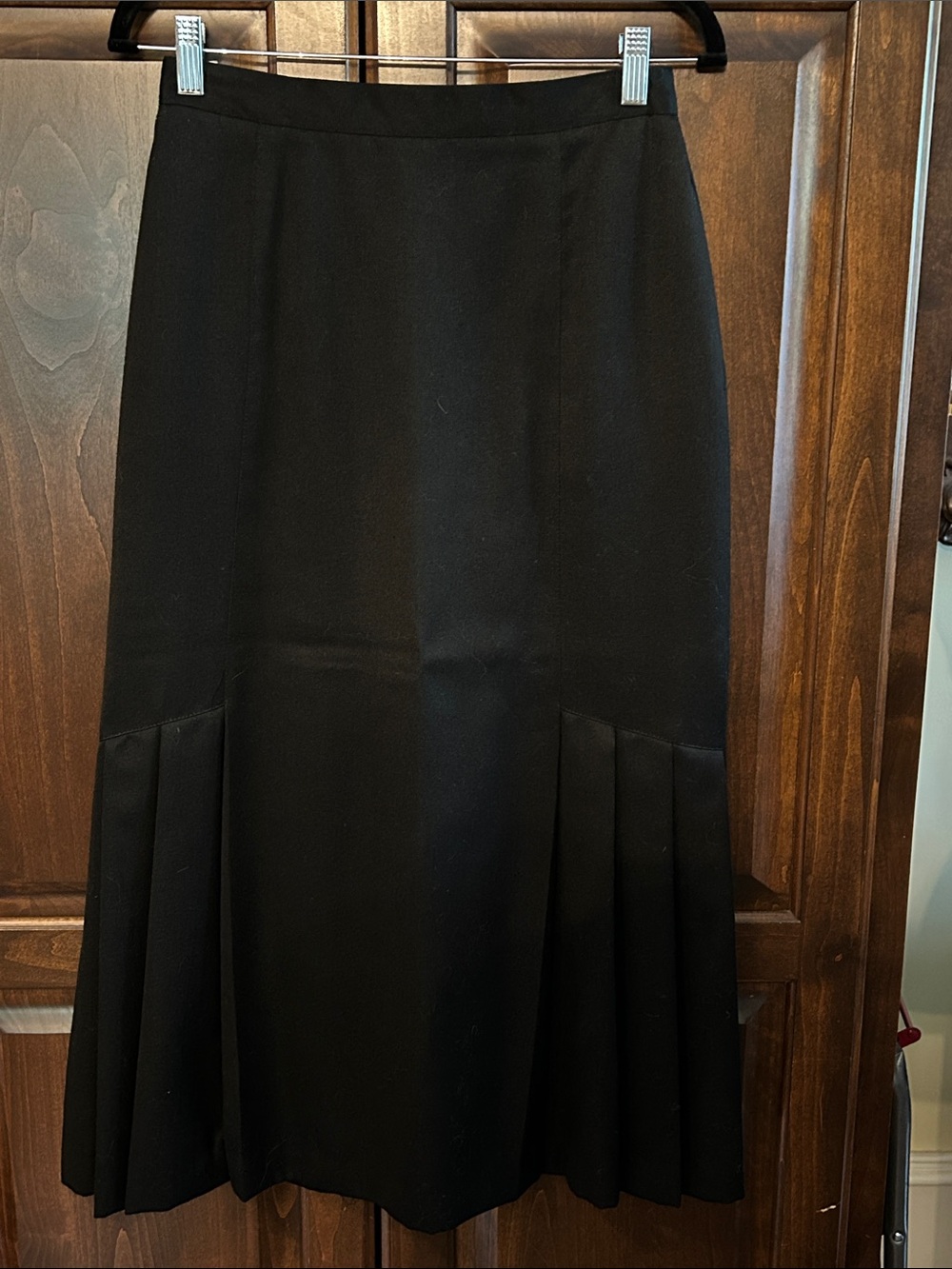 1980’s PantHer Sz 10 Classic Black Women's Midi Skirt Flared